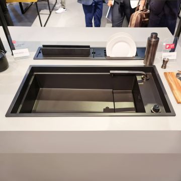 Set chiuveta bucatarie compozit ceramic Invisible Dialogo 360 Workstation Black Matt Neagra cu ventil scurgere negru, capac zona scurgere negru si accesorii montaj, 860x460x220mm